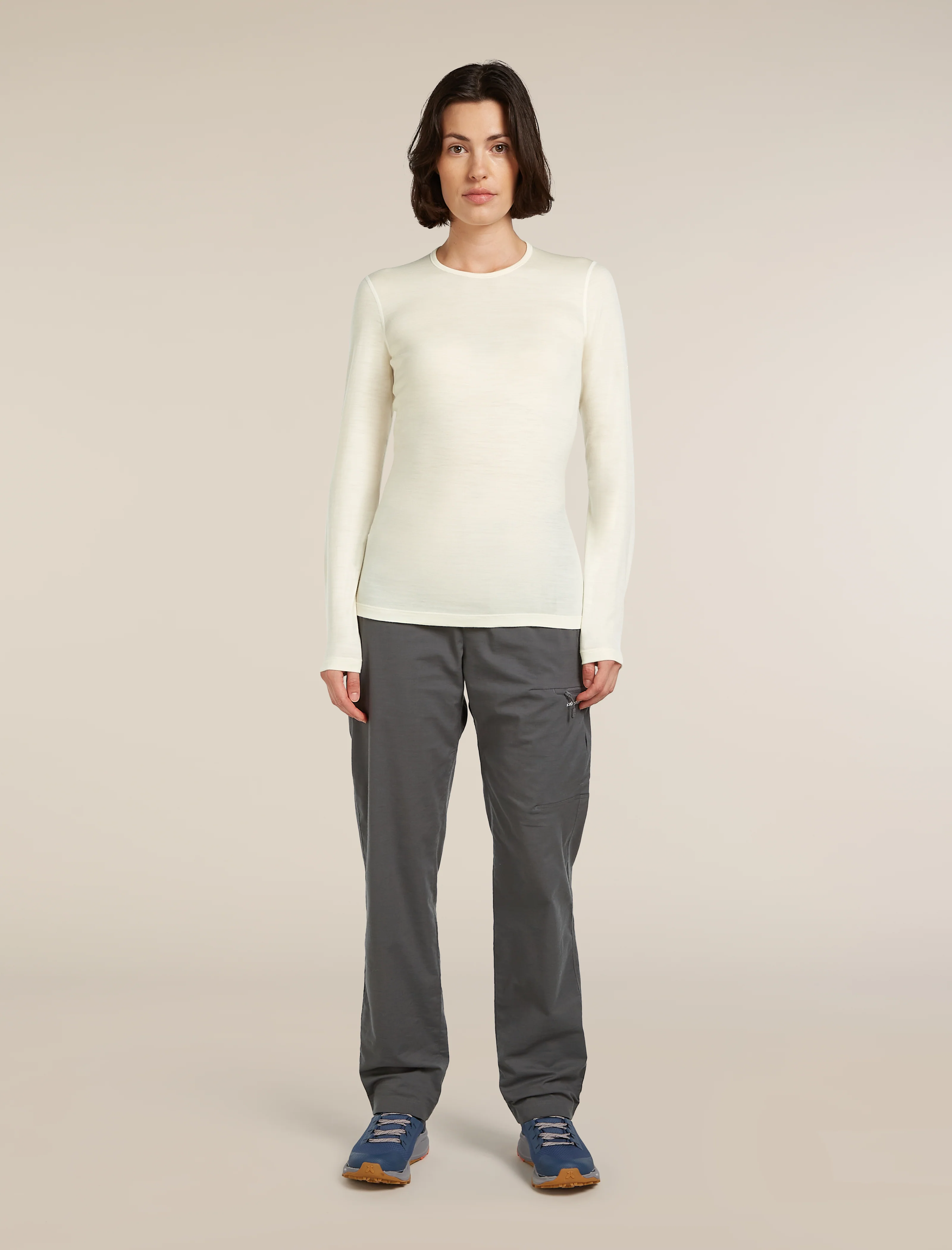 Women's Merino 200 Oasis Long Sleeve Crewe Thermal Top - Image 3