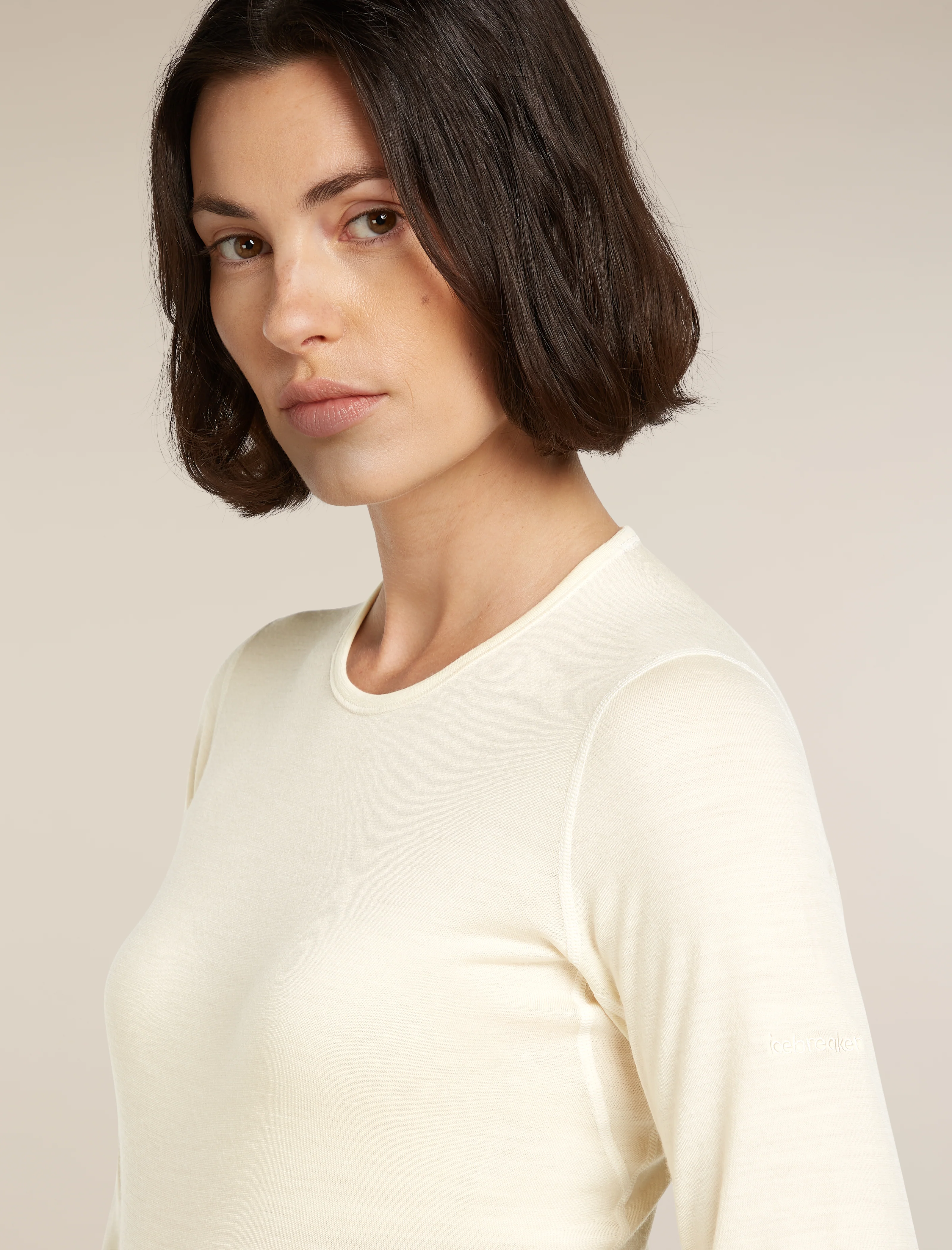 Women's Merino 200 Oasis Long Sleeve Crewe Thermal Top - Image 6