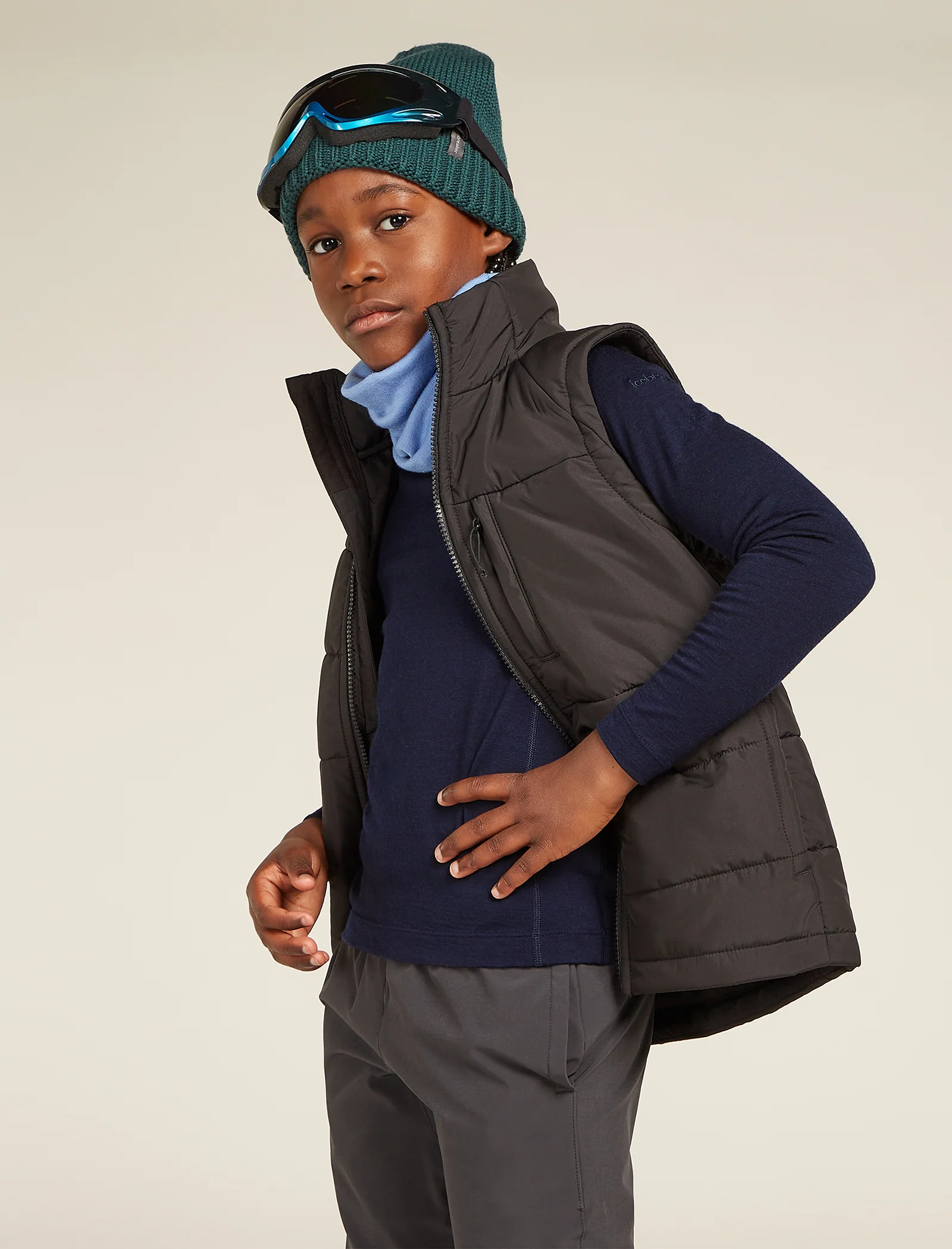 Kids’ Merino 200 Oasis Long Sleeve Crewe Thermal Top - Image 9